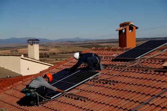 half cell solar panel